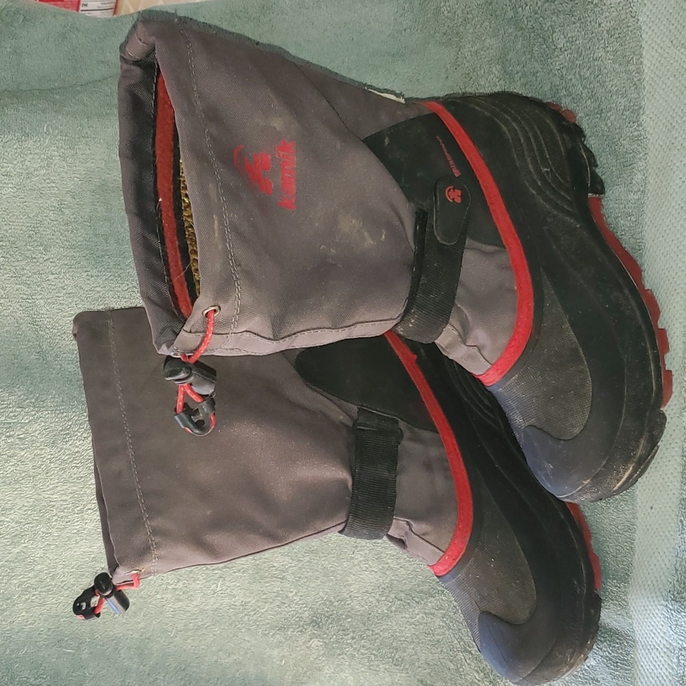 Kamik youth winter waterproof boots